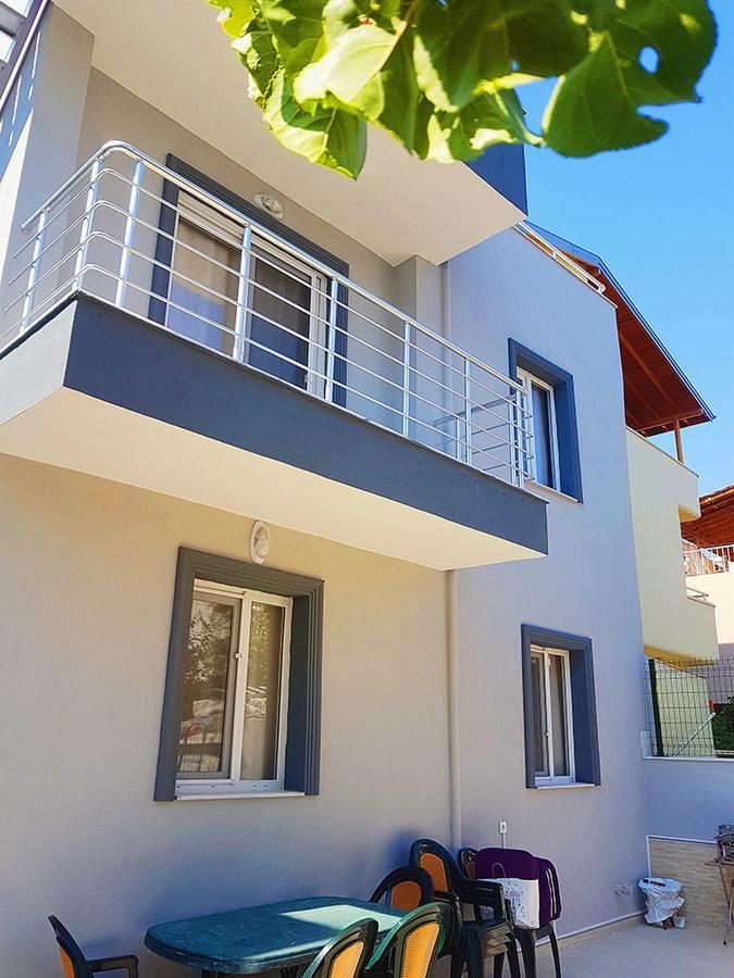 Ata Apart Hotels Ürkmez Esterno foto