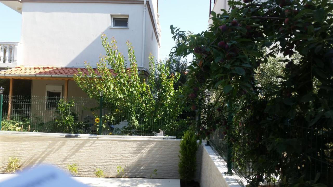 Ata Apart Hotels Ürkmez Esterno foto